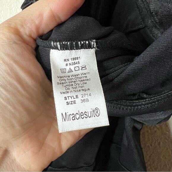 Miraclesuit 2714 black bodysuit shapewear 36B - Picture 7 of 9